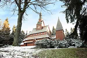 Stabkirche in Hahnenklee im Winter