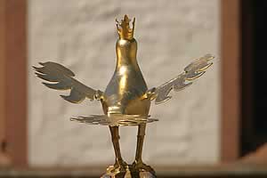 Wahrzeichen der Stadt Goslar, der Adler auf dem Marktbrunnen Wahrzeichen der Stadt Goslar, der Adler auf dem Marktbrunnen