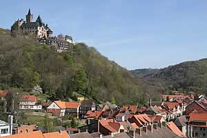 Blick vom Kirchturm zum Wernigeröder Schloss